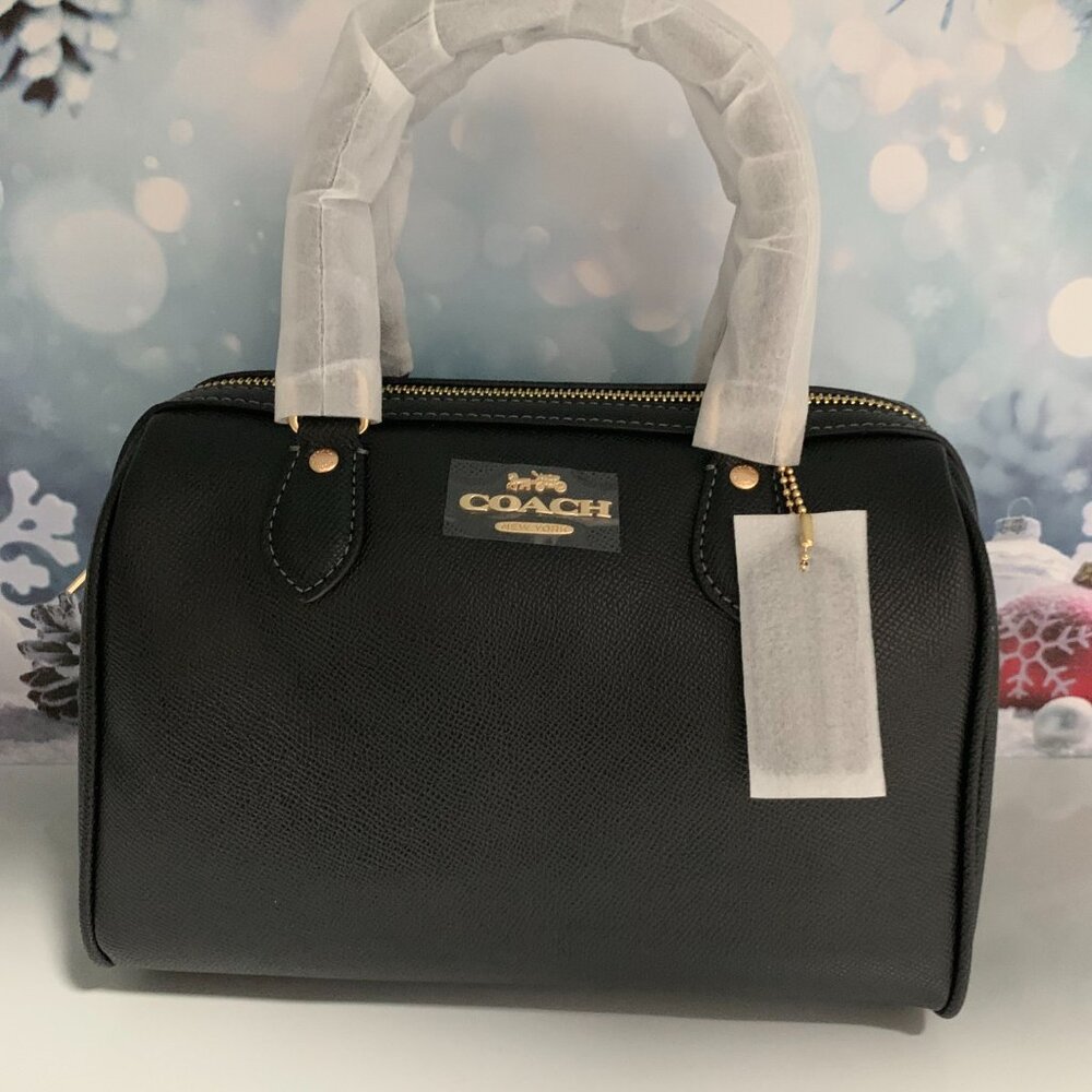 Coach ROWAN Satchel – Sleek Elegance & Usability